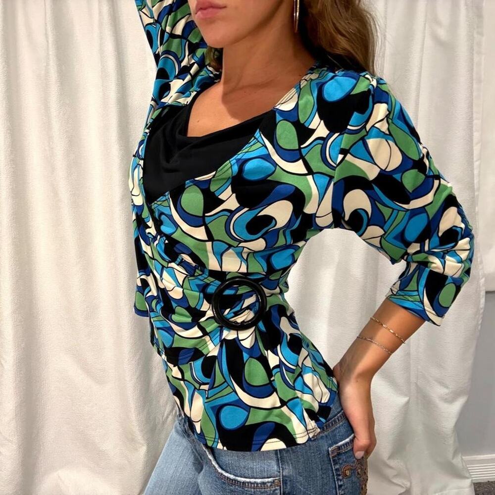 Vintage y2k abstract ring top